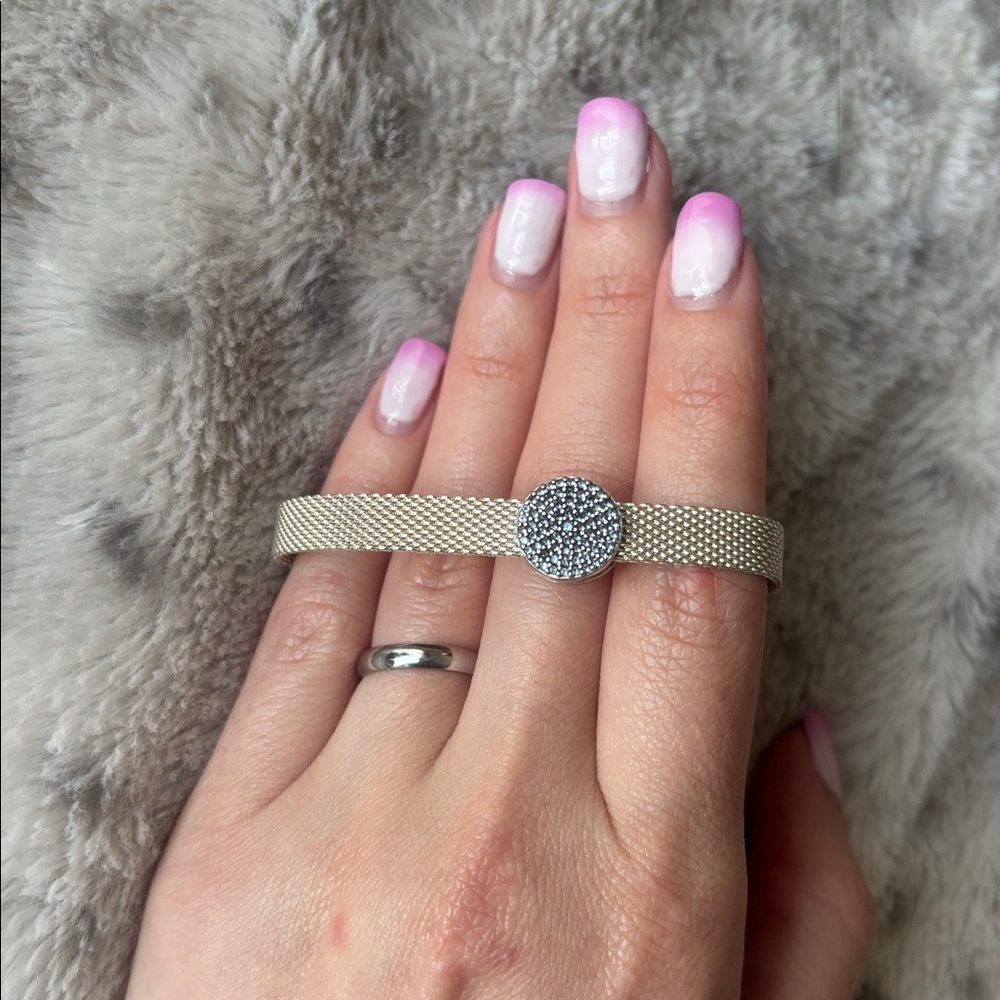 Pandora Silver Mesh Bracelet with Pavé Disc - Picture 2 of 14